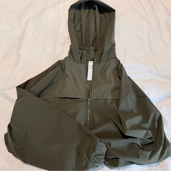 ALO Yoga Jackets & Blazers - ALO Yoga Forest Green Utility Jacket